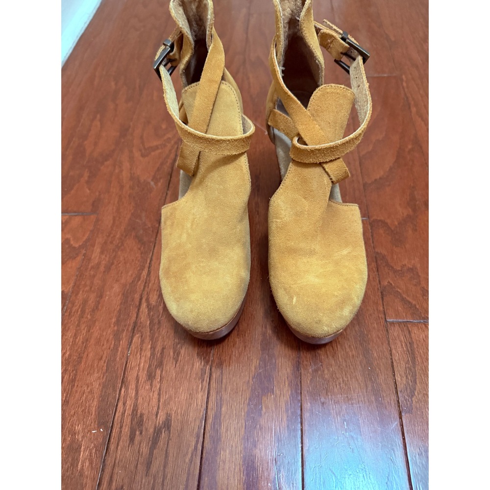 Free People Cedar Suede Wooden Platform Clogs Made‎ in Spain Size 38